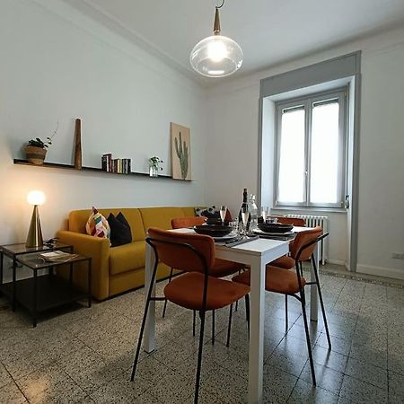Stylish Flat Near Station And City Center Como Exterior foto