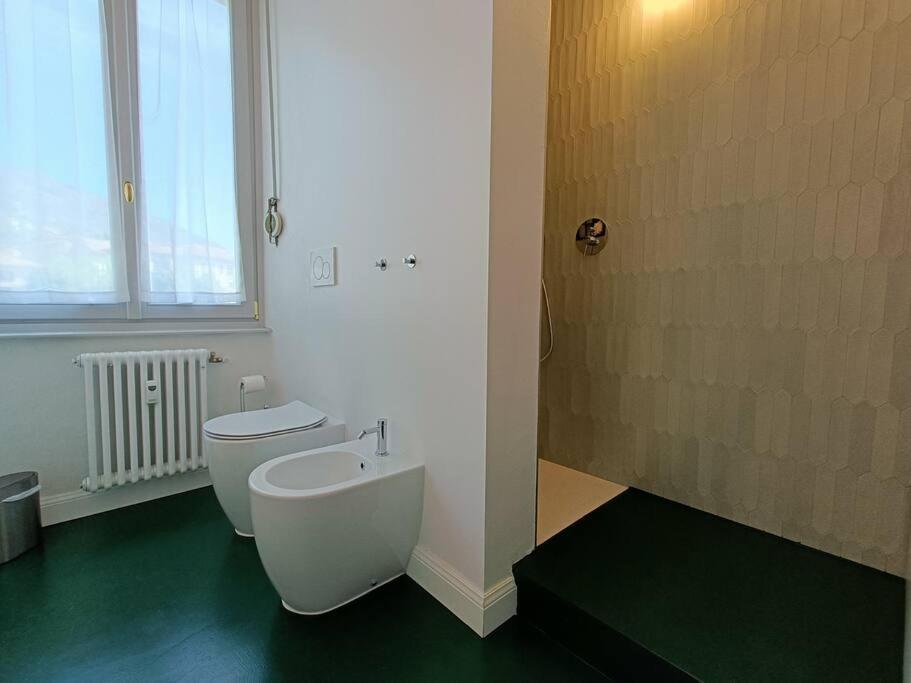 Stylish Flat Near Station And City Center Como Exterior foto