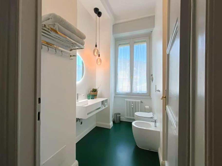 Stylish Flat Near Station And City Center Como Exterior foto