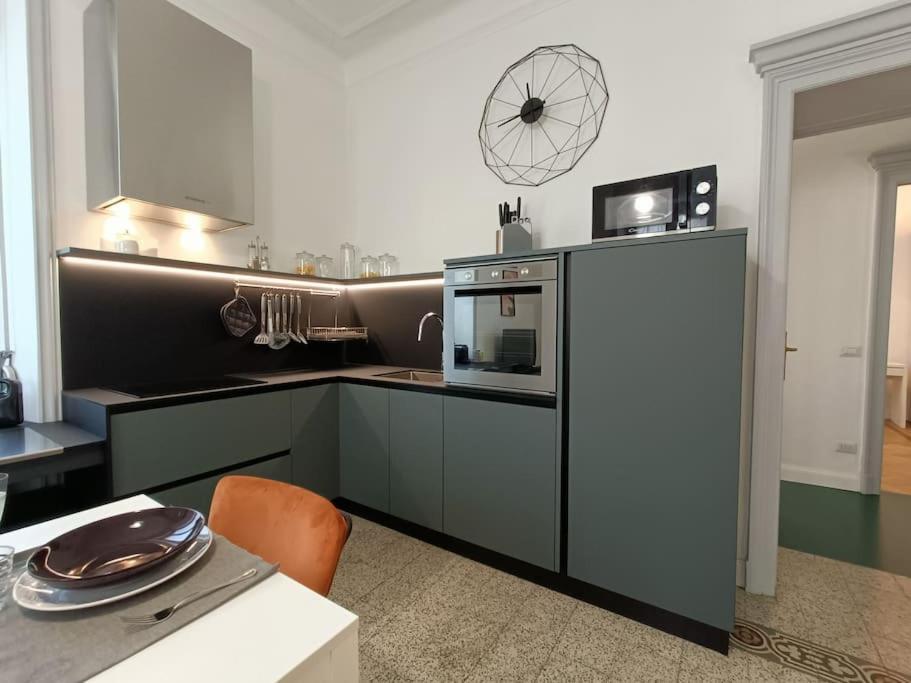 Stylish Flat Near Station And City Center Como Exterior foto